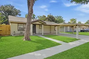 2418 Huntington Dr, Pasadena, TX 77506 - Photo 1