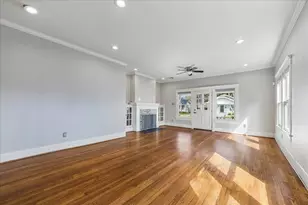 1102 E 14th St, Houston, TX 77009 - Photo 9