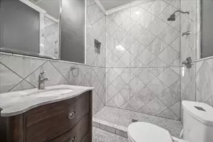 1102 E 14th St, Houston, TX 77009 - Photo 27