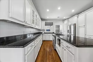 1102 E 14th St, Houston, TX 77009 - Photo 3