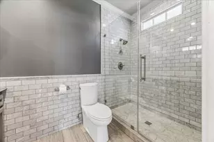 1102 E 14th St, Houston, TX 77009 - Photo 21