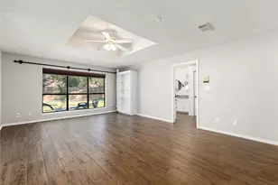 303 Narcissus St, Lake Jackson, TX 77566 - Photo 21