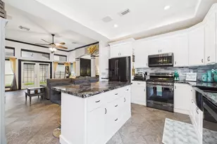 203 Las Brisas St, Kemah, TX 77565 - Photo 13