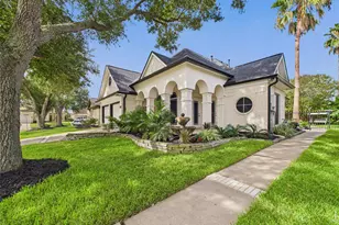 203 Las Brisas St, Kemah, TX 77565 - Photo 41