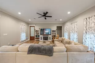60 Bluegill Dr, Shepherd, TX 77371 - Photo 5