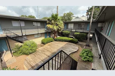 1660 Richmond Avenue #01, Houston, TX 77006 - Photo 1