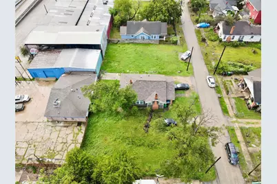 2210 B Brackenridge Street, Houston, TX 77026 - Photo 3