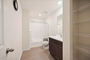 6215 El Turquesa Dr Dr, Houston, TX 77048 - Photo 13