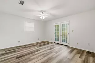1306 20th St, Huntsville, TX 77340 - Photo 31