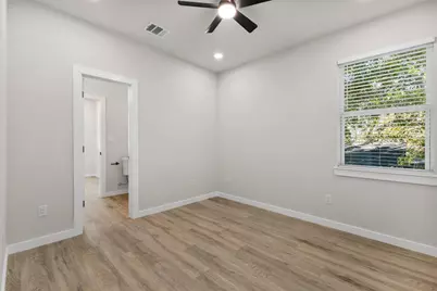 1105 East Main Street, Brenham, TX 77833 - Photo 29