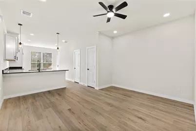 1105 East Main Street, Brenham, TX 77833 - Photo 21