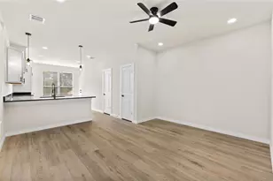 1105 E Main St, Brenham, TX 77833 - Photo 21