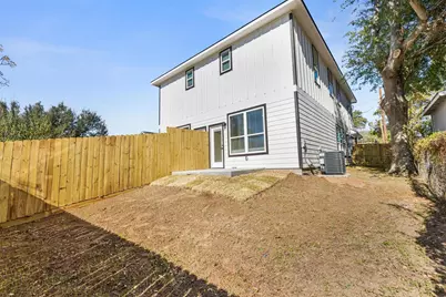 1105 East Main Street, Brenham, TX 77833 - Photo 31