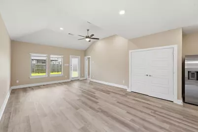 10546 Preserve Way, Conroe, TX 77385 - Photo 11