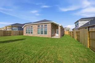 7938 Jade Crst Dr, Angleton, TX 77515 - Photo 27