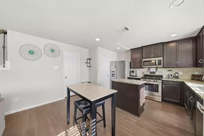 2044 Ezell Drive, Rosharon, TX 77583 - Photo 9