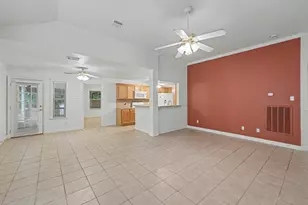 4922 Pleasure Lake Ln, Willis, TX 77318 - Photo 7