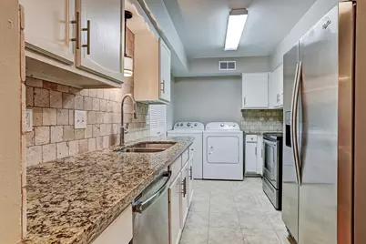 357 N Post Oak Lane #209, Houston, TX 77024 - Photo 3