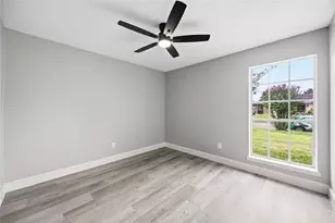 9710 Willow Wood Ln, Houston, TX 77086 - Photo 15
