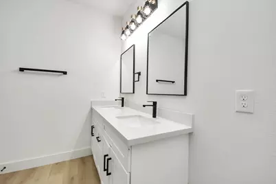 1314 W Willis Street, Alvin, TX 77511 - Photo 39