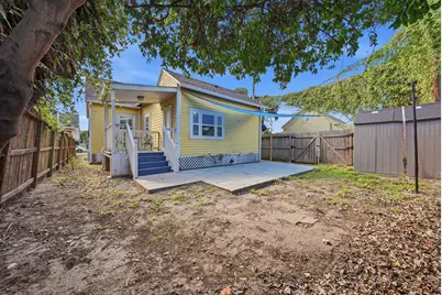2914 Avenue L, Galveston, TX 77550 - Photo 15