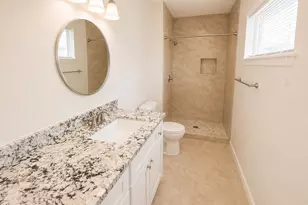 12318 Braewick Dr, Houston, TX 77035 - Photo 21