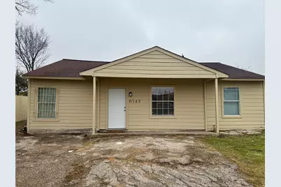 6743 Crestmont Street, Houston, TX 77033 - Photo 9