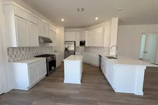 31115 Marlow Mnr Ct, Fulshear, TX 77441 - Photo 3