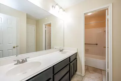4230 Torrey Creek Lane, Houston, TX 77014 - Photo 29