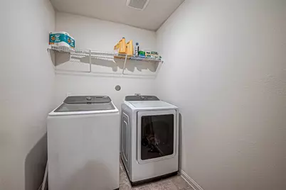 9915 Garnet Grove Drive, Rosharon, TX 77583 - Photo 15