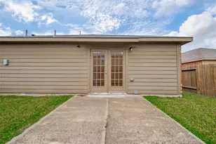 9915 Garnet Grove Dr, Rosharon, TX 77583 - Photo 35