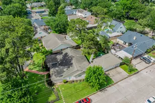 4902 Dunsmere St, Houston, TX 77018 - Photo 37