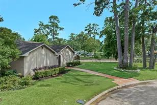 4902 Dunsmere St, Houston, TX 77018 - Photo 39