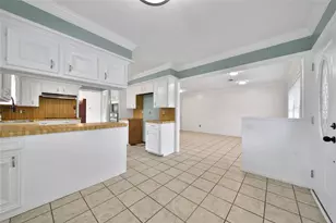 4902 Dunsmere St, Houston, TX 77018 - Photo 11