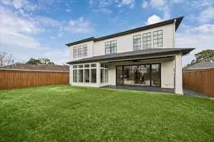 1315 Gardenia Dr, Houston, TX 77018 - Photo 43