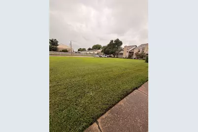 2011 Spenwick Drive #717, Houston, TX 77055 - Photo 13