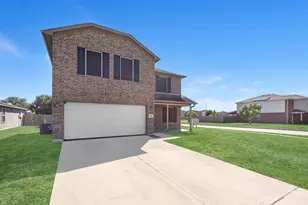 1614 Perennial Ln, Rosenberg, TX 77471 - Photo 3