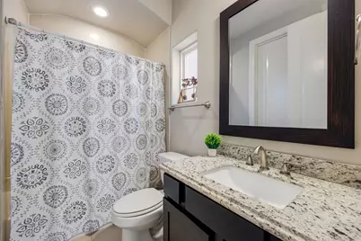 253 E 27th Street, Houston, TX 77008 - Photo 17