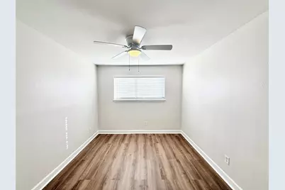 1141 N Durham Drive #10, Houston, TX 77008 - Photo 9