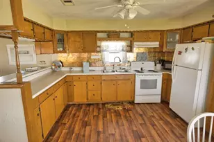 803 County Rd 202, Sargent, TX 77414 - Photo 9