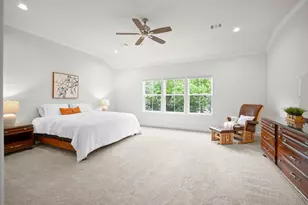 1648 Bonnie Brae St, Houston, TX 77006 - Photo 21