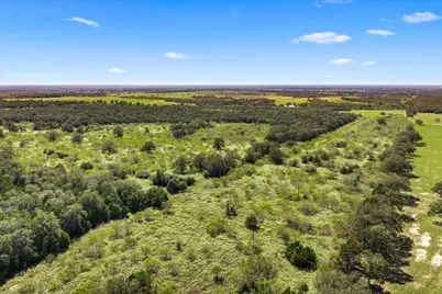 6625 N Old Smithville Road, Muldoon, TX 78949 - Photo 23