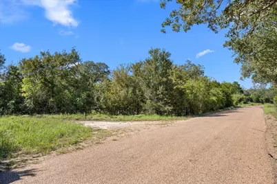 6625 N Old Smithville Road, Muldoon, TX 78949 - Photo 15