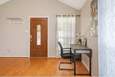 10739 Parkland Woods Dr, Sugar Land, TX 77498 - Photo 7