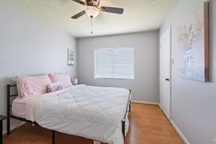 10739 Parkland Woods Dr, Sugar Land, TX 77498 - Photo 13