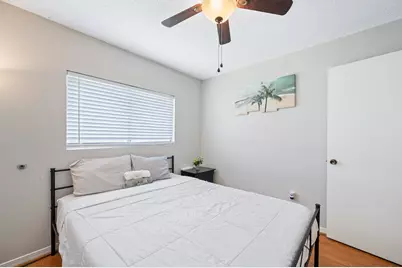 10739 Parkland Woods Dr, Sugar Land, TX 77498 - Photo 15