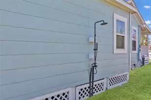 5801 Ave S 1/2, Galveston, TX 77551 - Photo 23