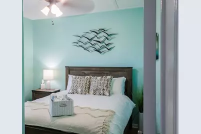 5801 Avenue S 1/2, Galveston, TX 77551 - Photo 7