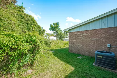 227 N Austin Drive, Angleton, TX 77515 - Photo 41