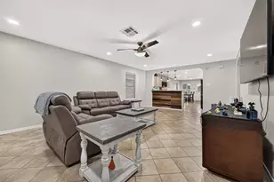 9219 Summer Valley Ln, Richmond, TX 77407 - Photo 11